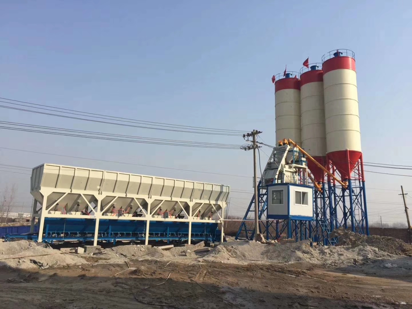 ZhuHong Machinery  in Fujian Sanming HZS60 concrete mixing plant site