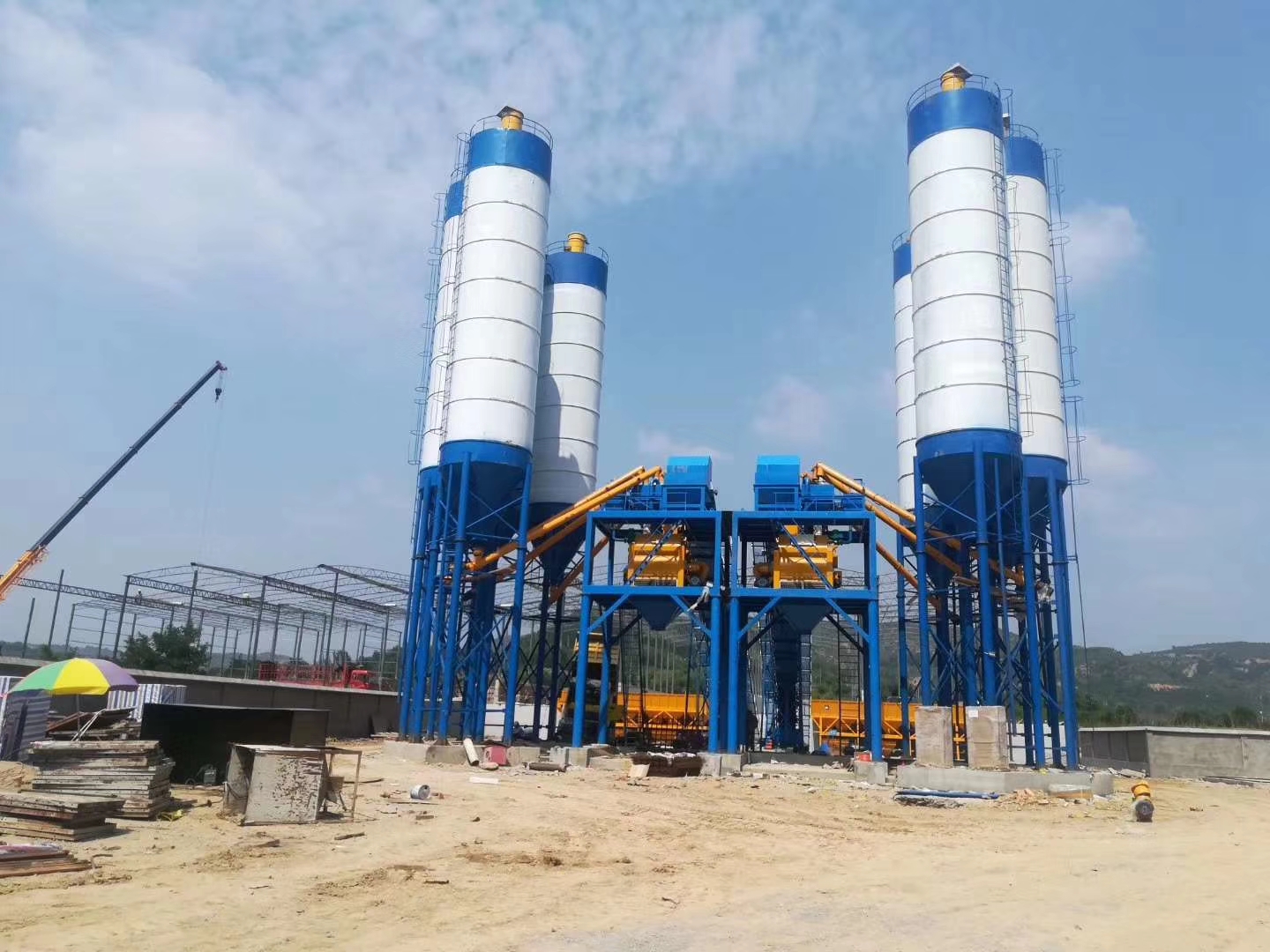 Zhuhong Machinery in Anhui Feidong HZS120 concrete mixing plant site